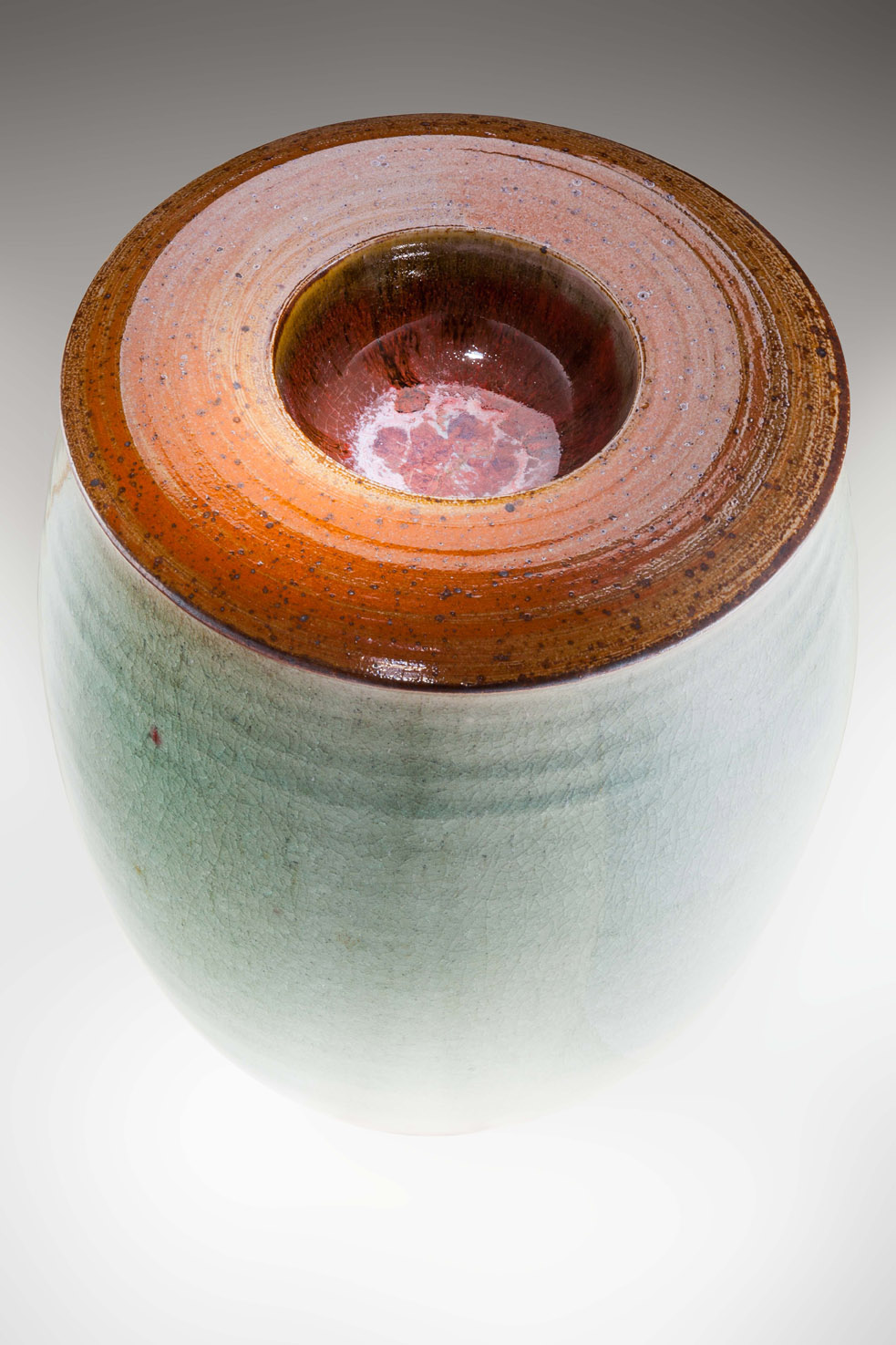 Celadon-Glasur und Salz-Anflug mit Holz und Gas bei 1300°C